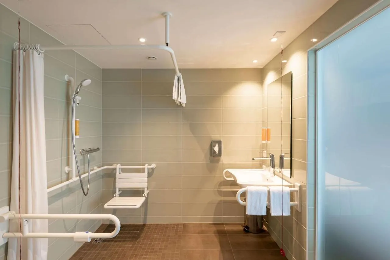 Super 8 By Wyndham Dresden Otel 3*,  Almanya