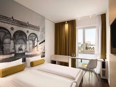 Super 8 By Wyndham Dresden Otel Almanya